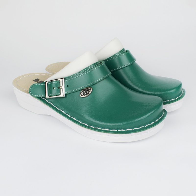 Saboti medicali, de barbati, din piele, cu bareta, Leon V202M, verde neperforat